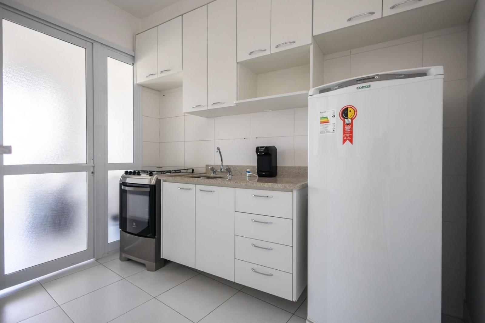Apartamento 2 Dorms Andar Alto Com Piscina Aquecida Pinheiros - 5 Pessoas